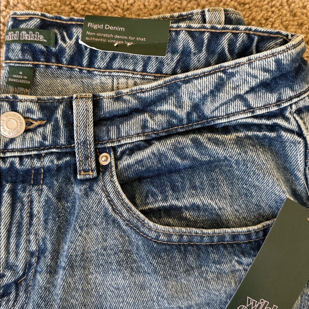 Women’s Mid Rise Barrel Jean - Picture 2 of 3